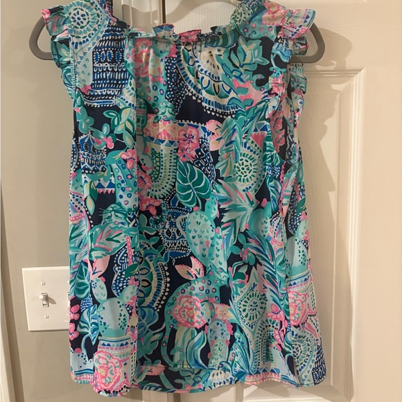 Lilly Pulitzer bundle of a dress and 5 tanks tops and shirts. All EUC. Size med - Picture 11 of 15